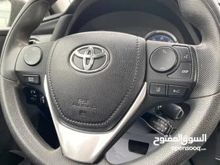  7 Toyota Corolla LE 1.8CC 2019