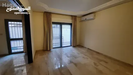  22 شقة غير مفروشة للإيجار 255م2 ( Property 13020 ) سنوي فقط