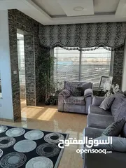  5 شقة مميزة للبيع في رجم عميش 