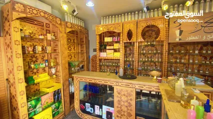  1 ديكور محل عطور زيتية خشبي لوح معالج النقشة الاسلامية