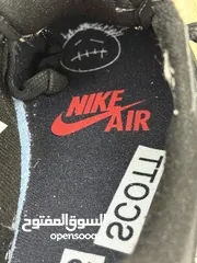  6 حذاء فخم جداا بنسخة نادرة مستعجلل قابل للتفاوض  Air Jordan 1 Travis Scott Retro Low "Black Phantom"