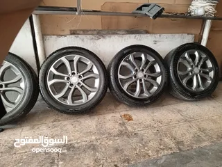  3 جنطات  مرسيدس للبيع او البدل