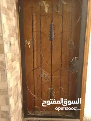  2 باب حديد حمايه للبيع استعمال بسيط