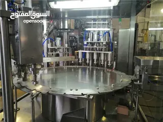  13 ماكينة تعبئة واغلاق أكياس العصير والكريمات والزيوت والمياه وغيرها