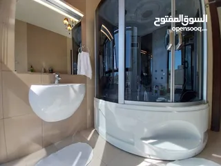  29 شقه طابقيه لللبيع او للايجار