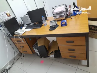  5 Office tables