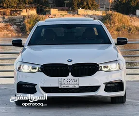  4 BMW 2020 530i
