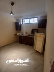  4 شقه صغيره للايجار الجبيهه