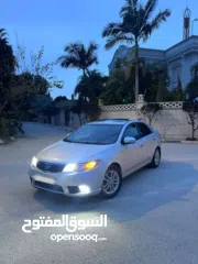  1 كيا فورتي 2012 فتحة سقف ماطور 1600 اوتوماتيك نخب