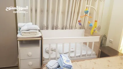  2 تخت بيبي مريح وأنيق – راحة وأمان لطفلك