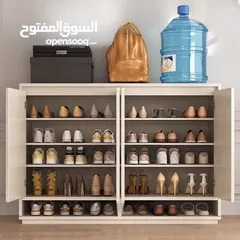  4 خزانة احذية خشبية ايطالية تصميم ذكي مع أجنحة فتح مريحة ولون أبيض أنيق تساعدك على انشاء مساحة معيشة