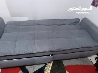  1 sofa للبيع