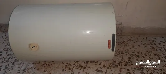  2 كيزر كهرباء اريستون بحاله ممتازه 80لتر