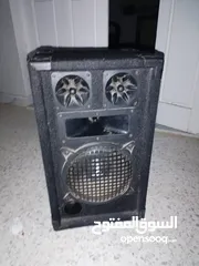  2 آلات موسيقية مستعملة