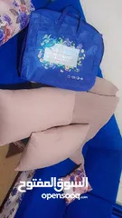  4 جديد مسبل تخت بوجهين  لتخت كبير مجوز لون بني مميز 3 قطع غطاء ووجهين مخدة بالإضافة لمخدات طبية عدد 2