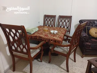 4 طقم كنب مع طاولة سفرة واربع كراسي