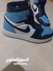  1 أحذية آر جوردن للبيع