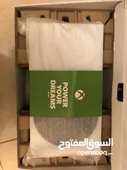  2 Xbox series s للبيع بحالة ممتازة