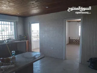  2 استديو و روف في منطقة الرابية موقع خيالي