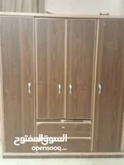  2 خزانة لاتيه مستعملة نضيفة اربع ظرف ورفوف وتعليق جهتين ودرجين 45 دينار