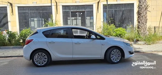  24 أوبل أسترا ( J ) موديل 2013 تسير 2016 ، بوضع الشركة