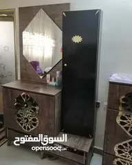  2 وحدة ادراج + تواليت مجانااااااا