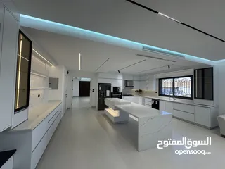  22 شقة مفروشة فاخرة بجاهزية كاملة للسكن – موقع مميز في رجم عميش