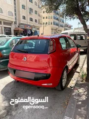  2 بونتو 2009 محوله كامل إلى 2015 متور وجير 10‎0%‎ موجوده في الخليل البيع فقط كاش  والمعني حياك الله