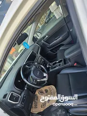  4 جيب سبورتاج 1600 بنزين  جيب جديد وكاله  ماشي 35 الف كيلو  عداد اصلي  فل اضافات من عدا فتحه