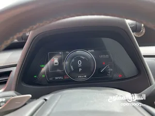  25 ليكزس UX300e كهربائية اعلى اضافات 2021