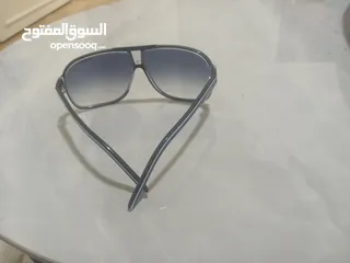  4 نظارات كاريرا.. وارد اسبانيا