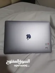  1 MacBook Pro 2020