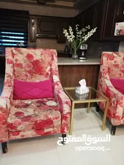  4 كنب غرفه جلوس  مستعمل... 7 مقاعد لون فوشي