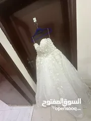  12 فستان زفاف
