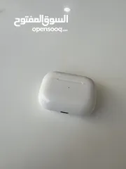  2 سماعات ابل  AirPods Pro اصلية ( مستعملة ) بحالة الجديدة