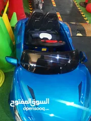  1 سيارة اطفال شحن صنوبرصات هزازة مع ريموت