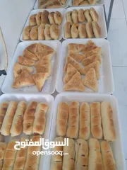  5 كعك ومعمول بأشكال وأنواع مختلفه اضافه إلى جميع انواع المعجنات وطبخ شعبي