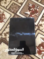  6 ايباد 6 ذاكرة 128G بحالة جيده