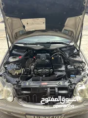  10 Mercedes C180 2007