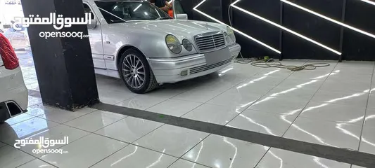  5 للبيع: مرسيدس E200 موديل 1997