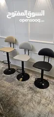  1 كراسي بار عالية أنيقة    متوفرة بعدة ألوان تناسب كل الأذواق  تصميم مريح وعصري