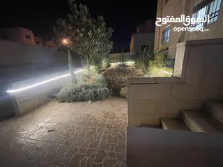  11 شقه بمدخل مستقل فاخره ومميزه  طابق ارضي مجمع عمان جديد