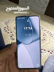  1 Realme 11 pro +