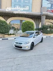  1 هونداي اكسينت.