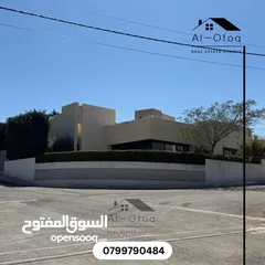  5 فرصة ذهبية لامتلاك أرض سكنية فاخرة بإطلالة خلابة وعلى شارعين – طريق المطار / خلف المدارس العالمية