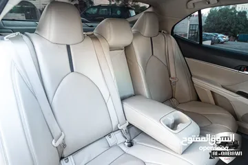  4 Toyota Camry Gle 2023  السيارة بحالة ممتازة جدا و قطعت مسافة 70,000 كيلو متر