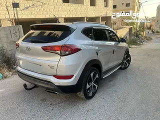 5 هونداي توسان