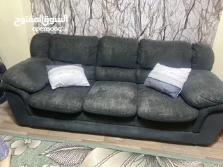  1 كنب امريكي ثابت بحالة الوكالة