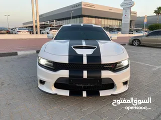  2 Dodge Charger RT Hemi 2019 white