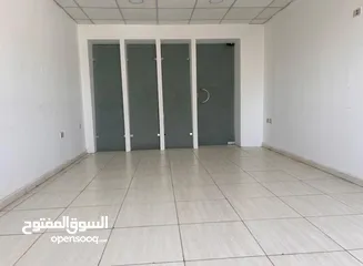  5 للإيجار مكتب 45م – خلدا / مجمع شرف الهياجنة – 2700 سنويًا مكتب مميز بالطابق الثامن مع مصعد و كراج